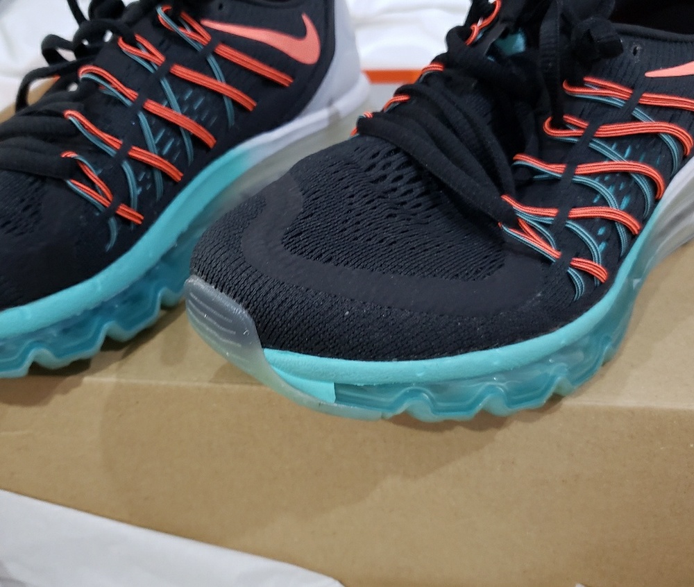 Shoes - Picture 2 of 3